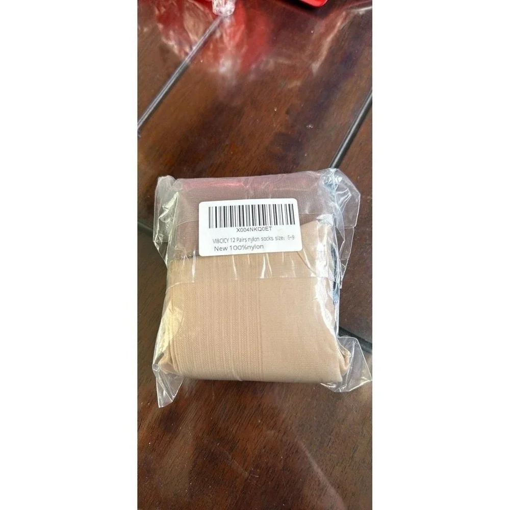 12 pairs nylon socks, size 5-9